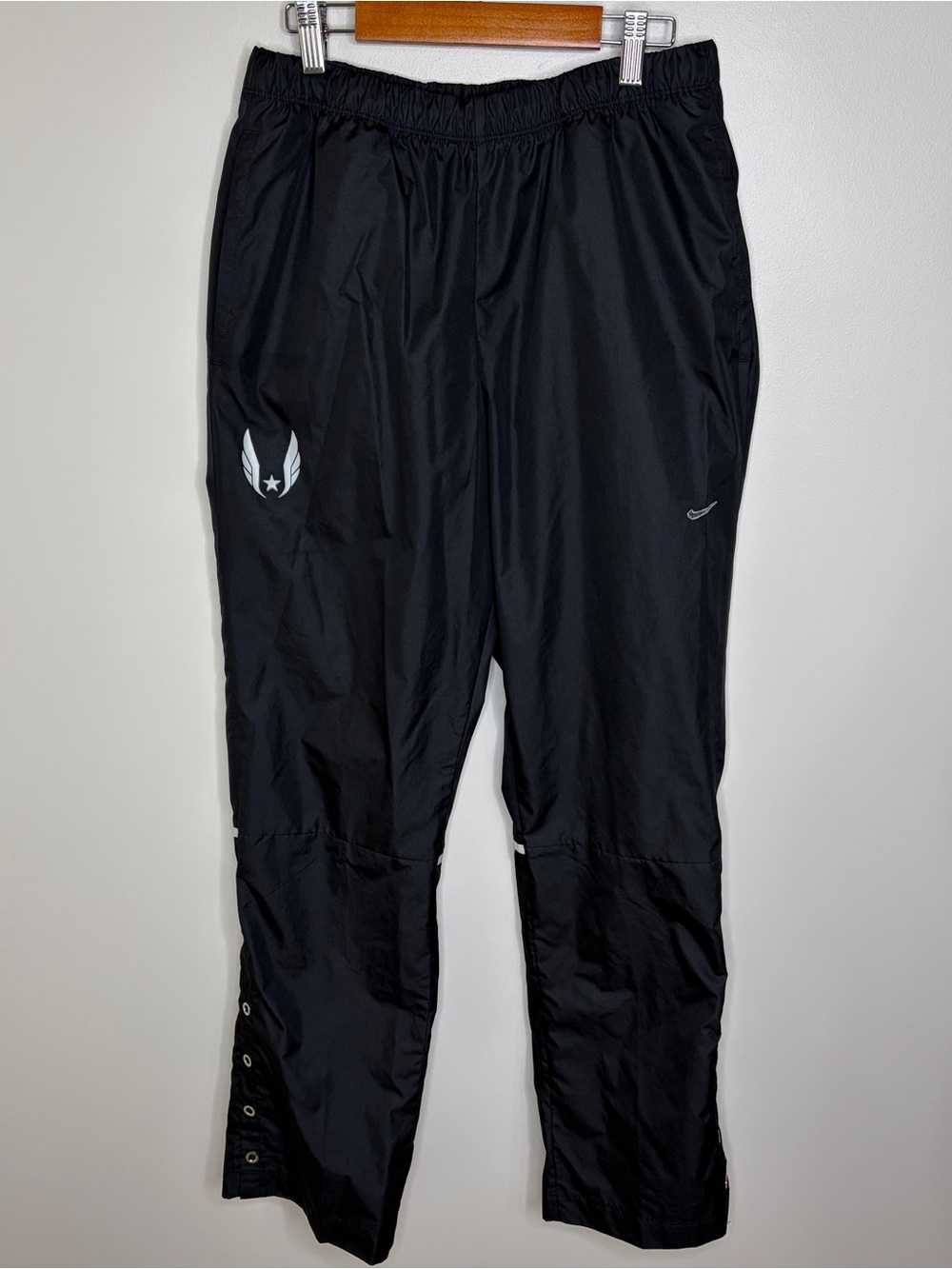 Nike GolfBlack Men's Snap-Leg Training Pants Small